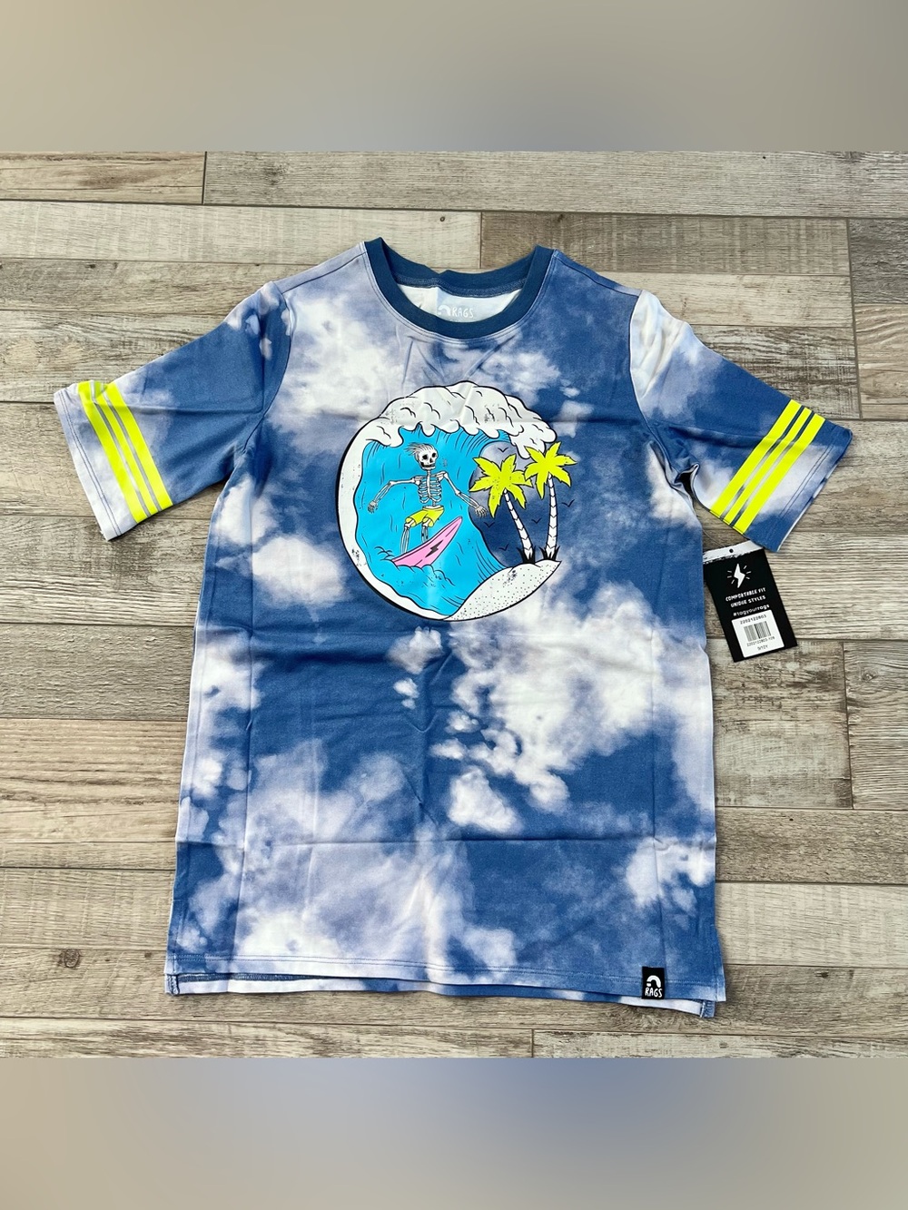NWT Rags Retro Sleeve Kids Tee in Surfin’ Skelly Size 9/10